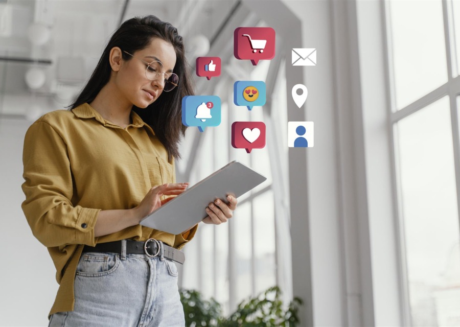 Conceito de marketing digital com aplicativos e ferramentas